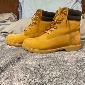 Woman timberland boots